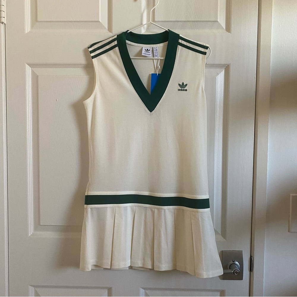 Adidas Cream and Green Tennis Dress Pleated Skirt ASO Blackpink Jennie